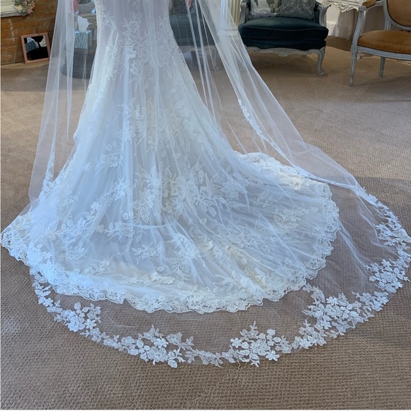 Lace wedding veil - worn once great condition - Picture 9 of 9